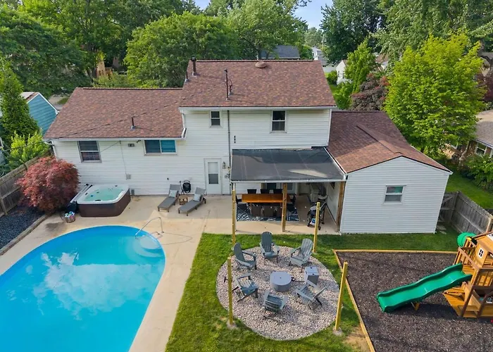 Pool-hottub-gameroom-firepit-gym-sauna-playground Сasa de vacaciones