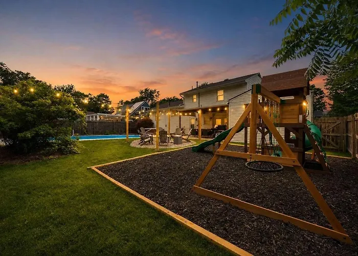 Pool-hottub-gameroom-firepit-gym-sauna-playground