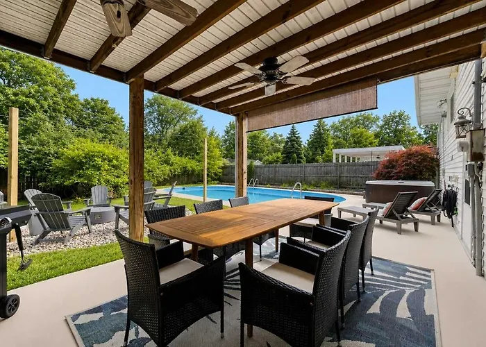Pool-hottub-gameroom-firepit-gym-sauna-playground Сasa de vacaciones