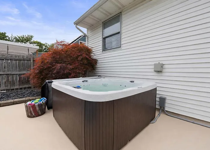 Pool-hottub-gameroom-firepit-gym-sauna-playground Сasa de vacaciones Columbus